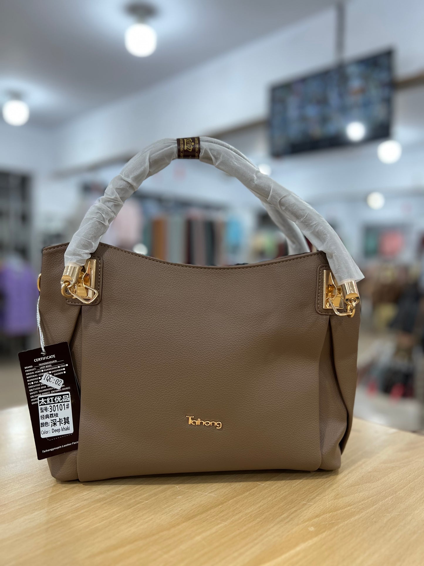 Elegant Classic Top Handle Handbag with Detachable Long Shoulder Strap
