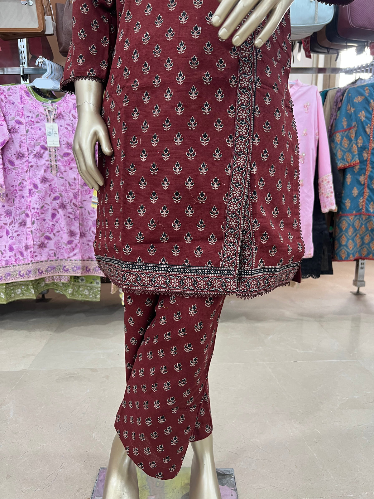 Bin Saeed Khaddar 2-Piece Suit – Maroon Printed Collection
