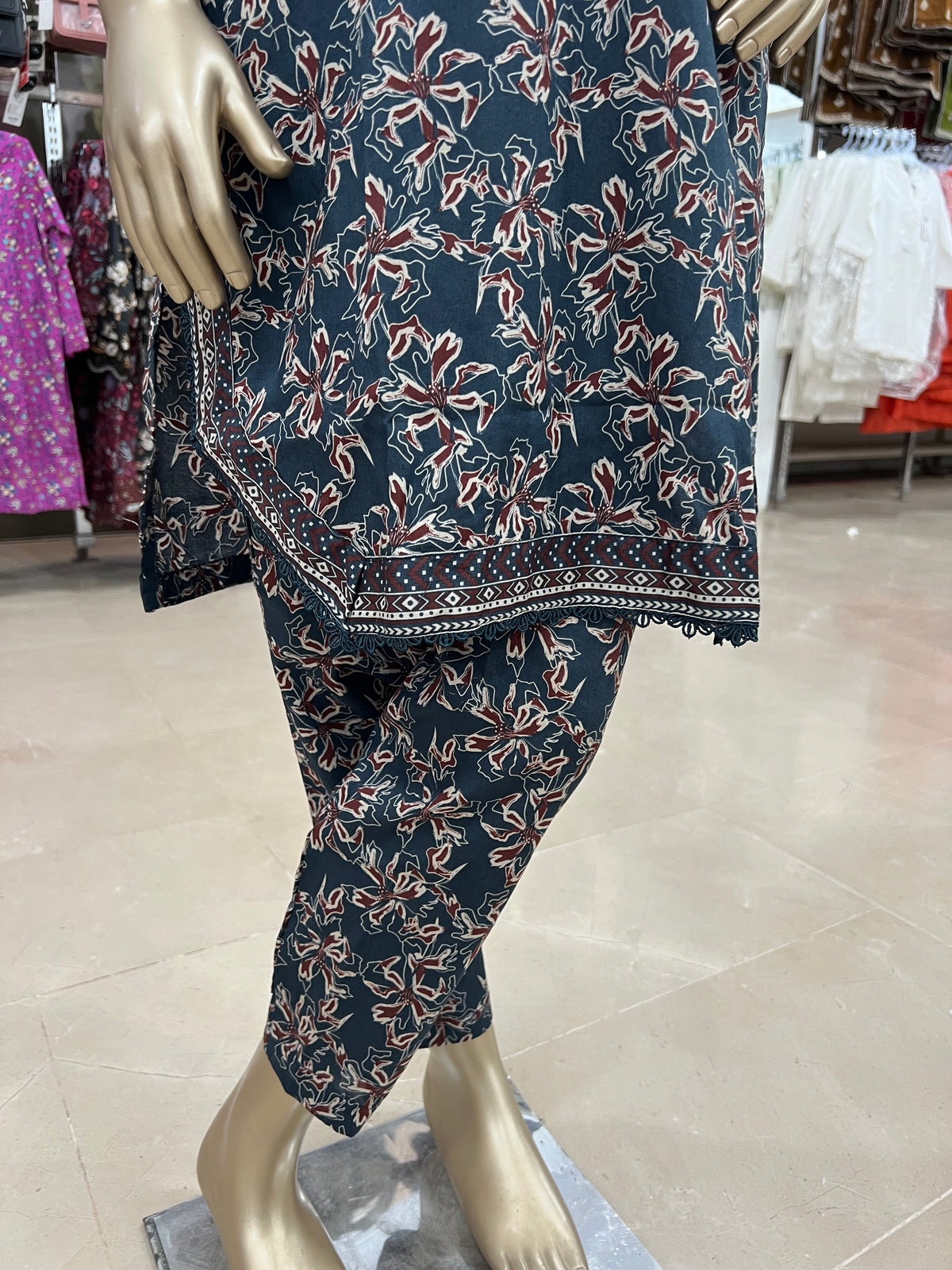 Bin Saeed Original Lawn 2-Piece Printed Suit – Girls Collection
