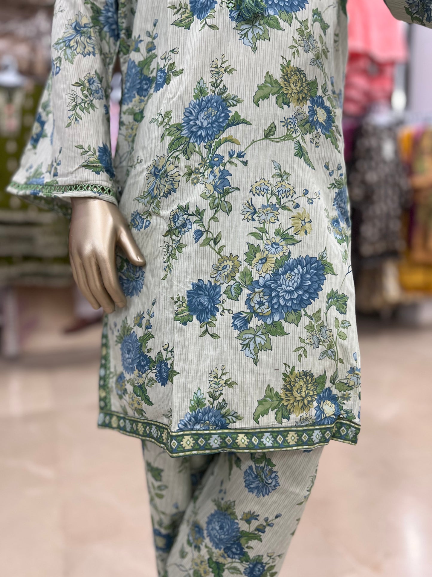 Floral Printed 2-Piece Lawn Suit
