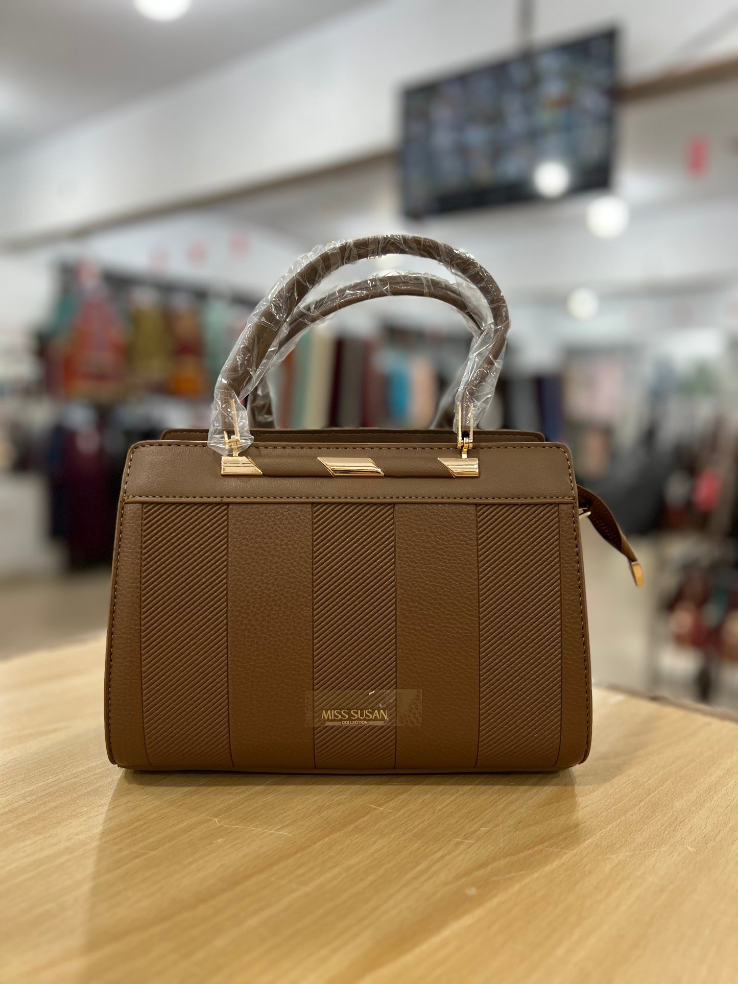 PREMIUM HAND BAG