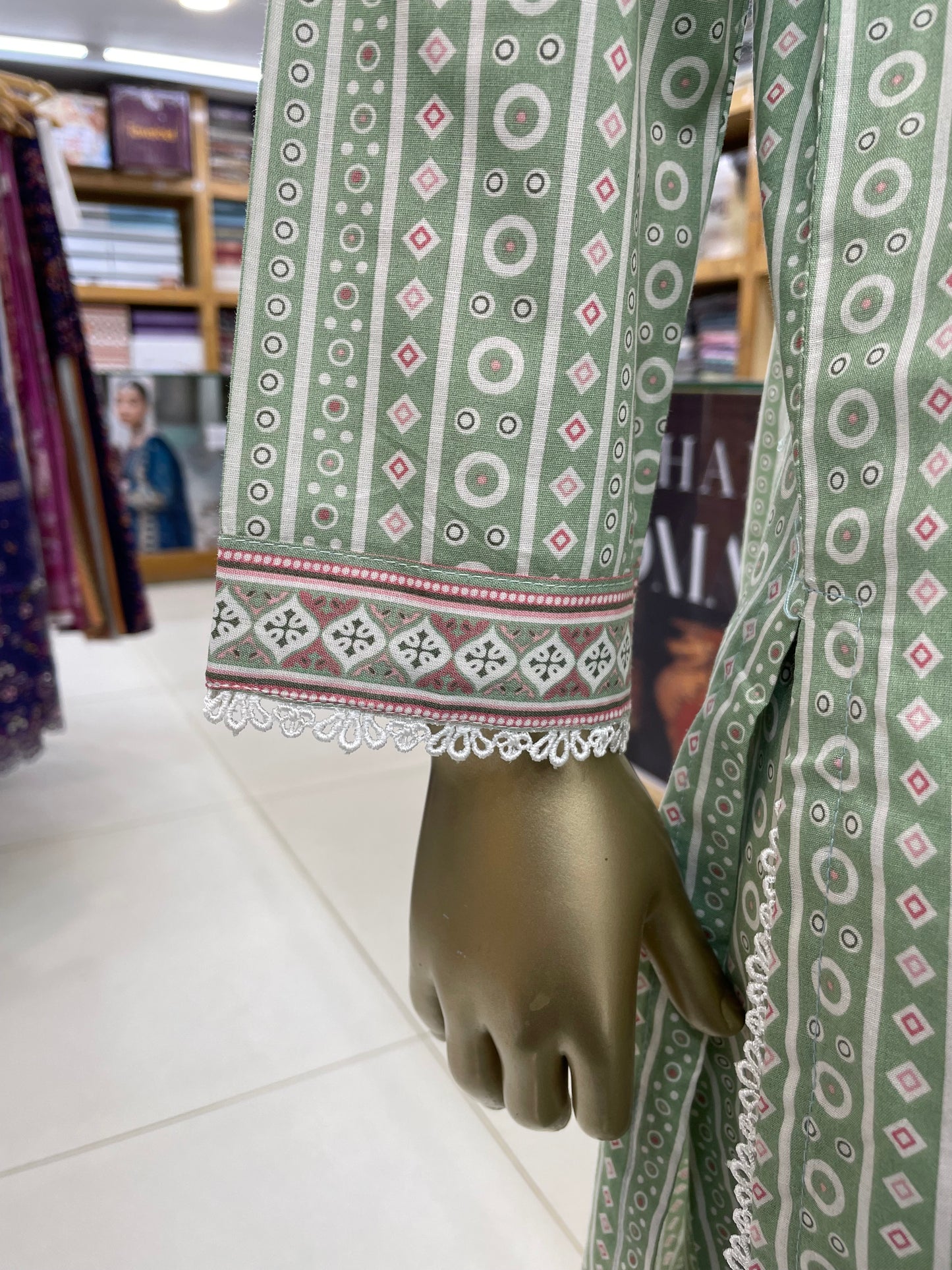 Elegant Stitched Lawn Suit for Girls – New Design | Soft & Comfortable Casual Wear