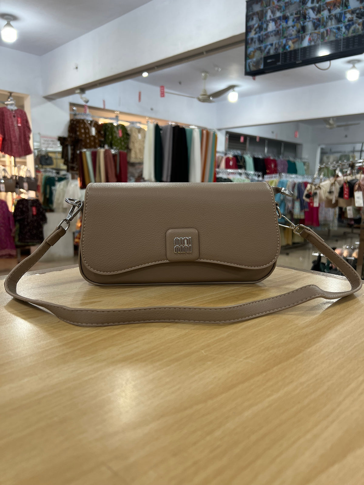 China Imported Stylish Crossbody Purse – 2 Belts