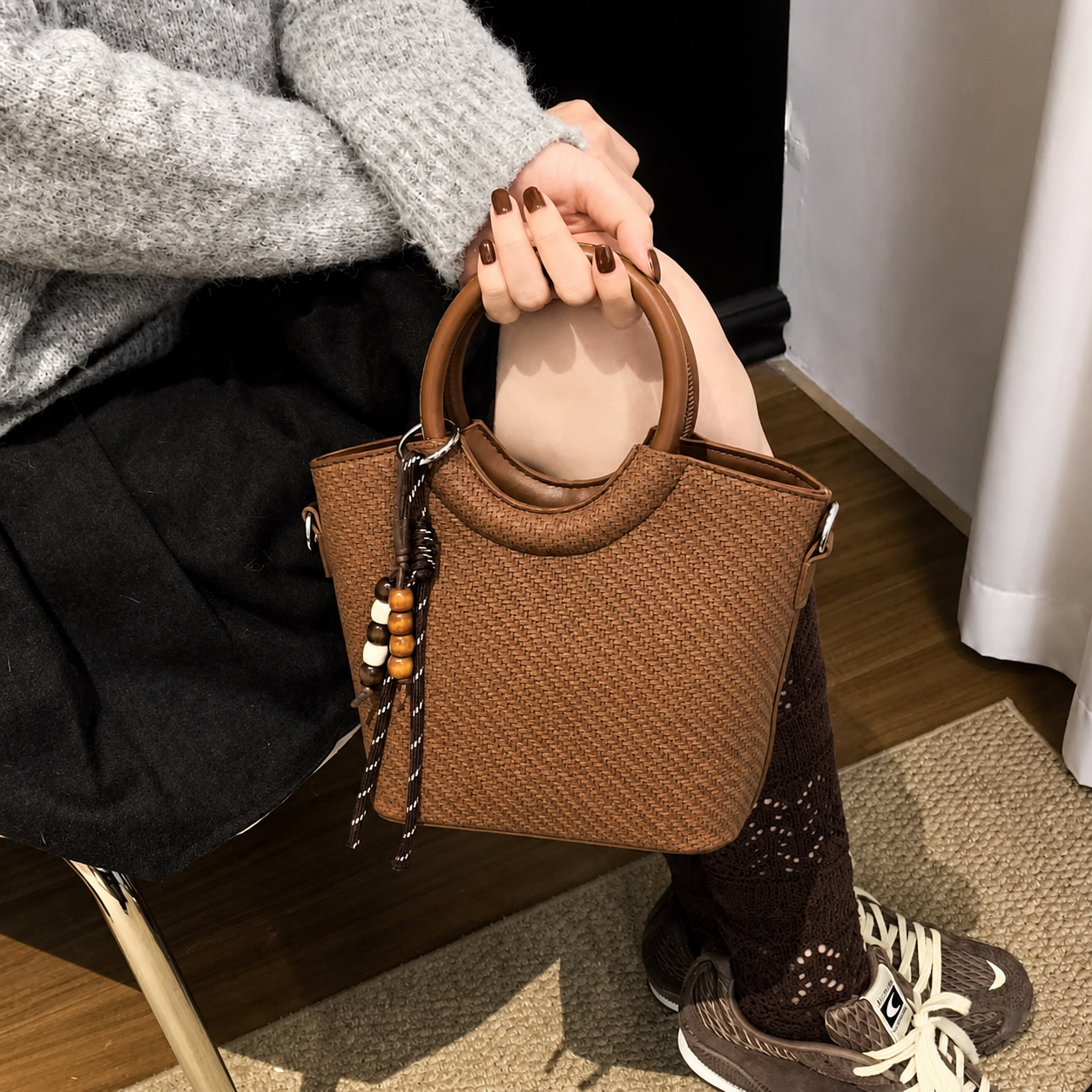 Elegant Woven Top Handle & Crossbody Tote Bag with Adjustable Long Strap