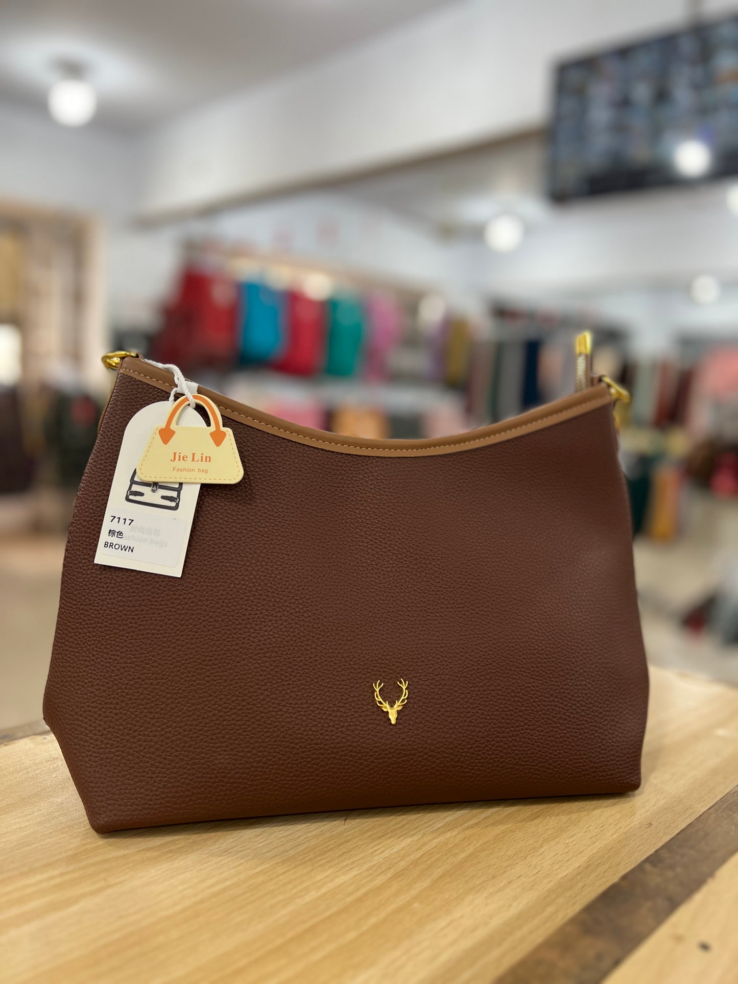 Elegant Mid-Size Shoulder Bag with Adjustable Long Strap – Premium Textured Handbag for Everyday Use