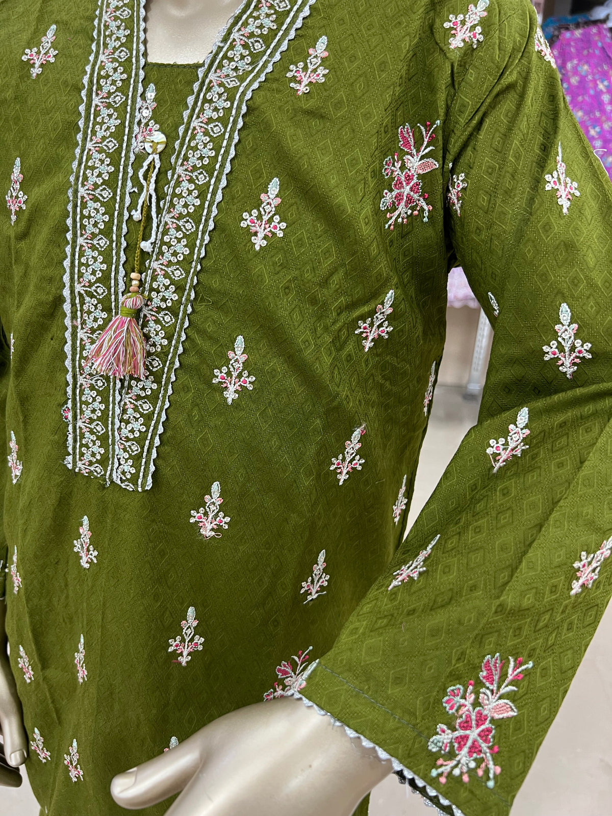 Elegant Jacquard Embroidered 2-Piece Girls Suit