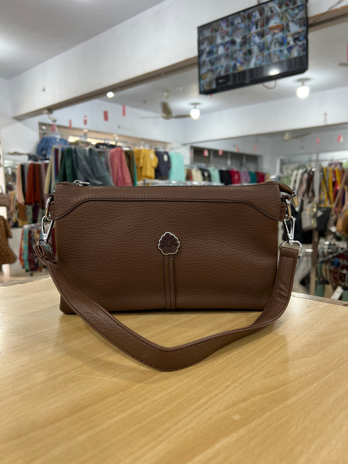 Women’s Textured Shoulder Bag with Double Belts – 7 Colors