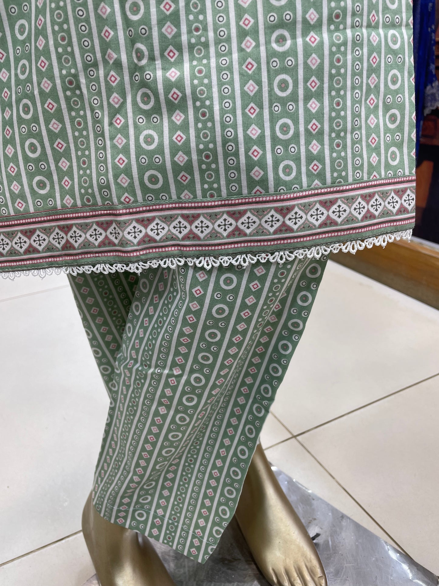 Elegant Stitched Lawn Suit for Girls – New Design | Soft & Comfortable Casual Wear