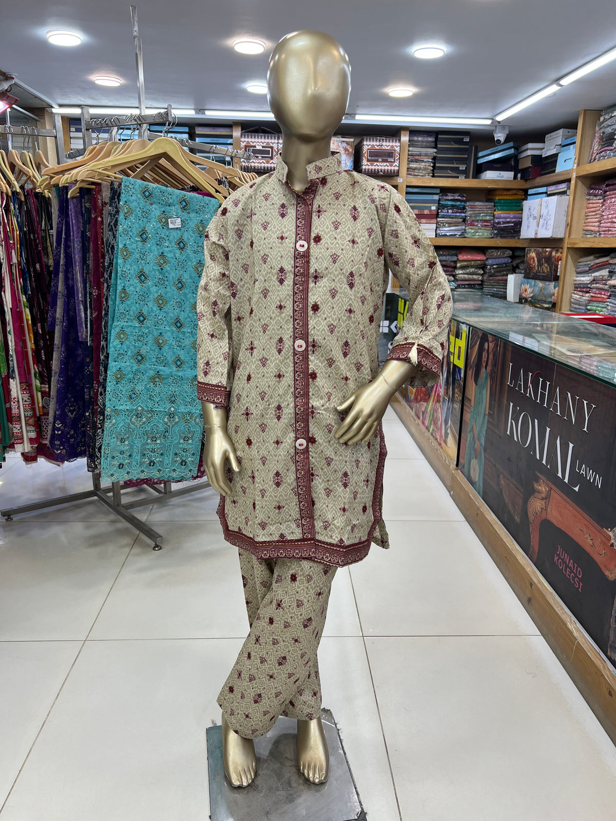 Girls’ Printed 2-Piece Kurta Trouser Suit