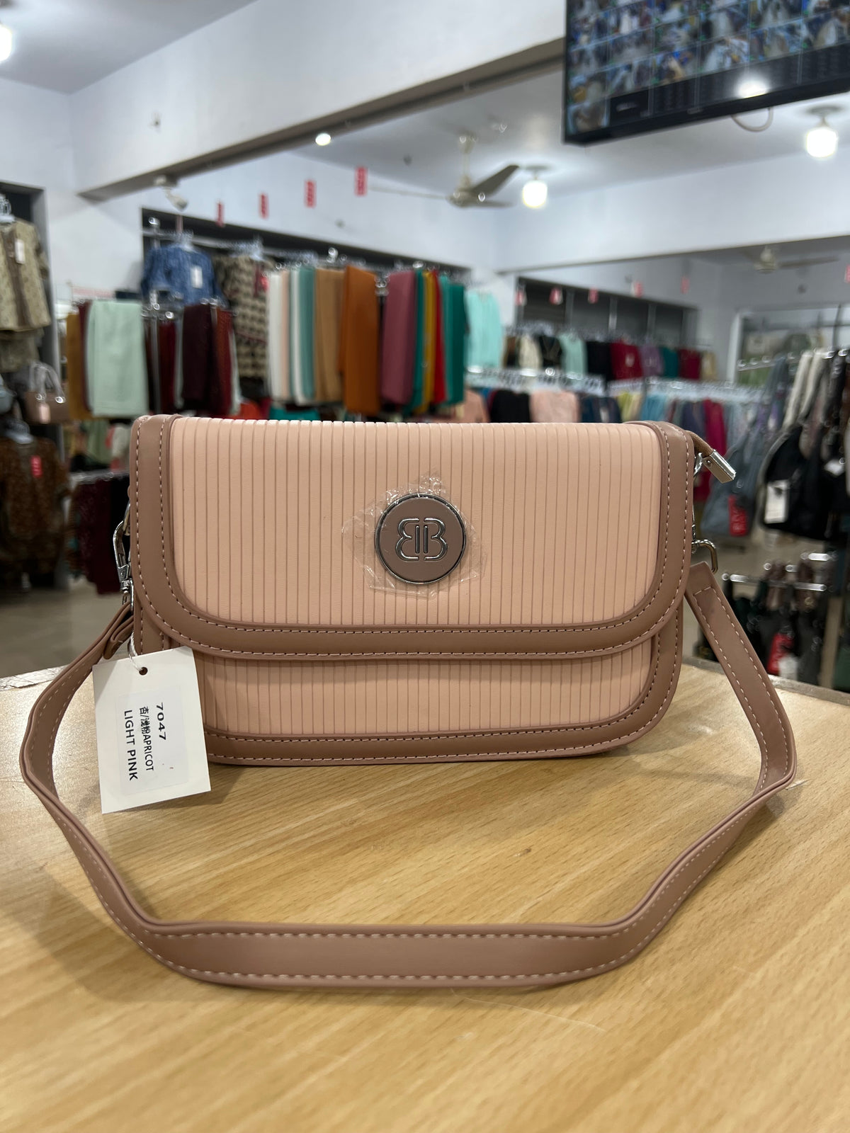 China Imported Close Body Bag