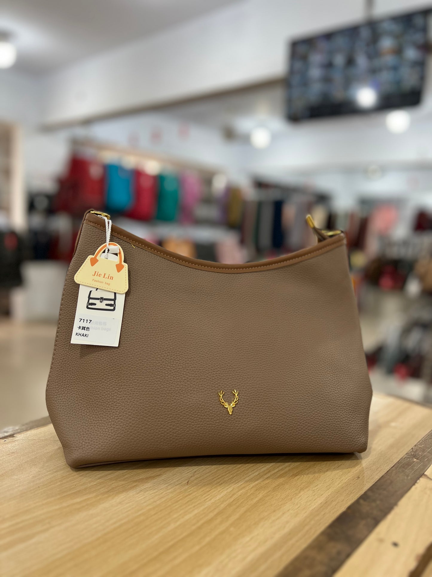 Elegant Mid-Size Shoulder Bag with Adjustable Long Strap – Premium Textured Handbag for Everyday Use