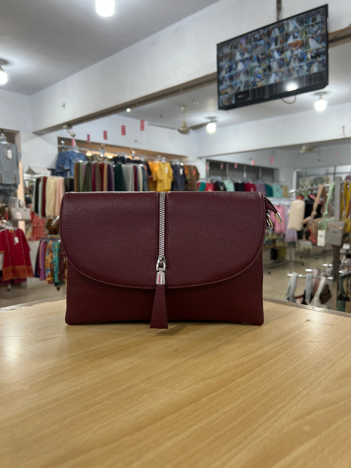Elegant Textured Shoulder Bag with Double Belt & 5 Compartments