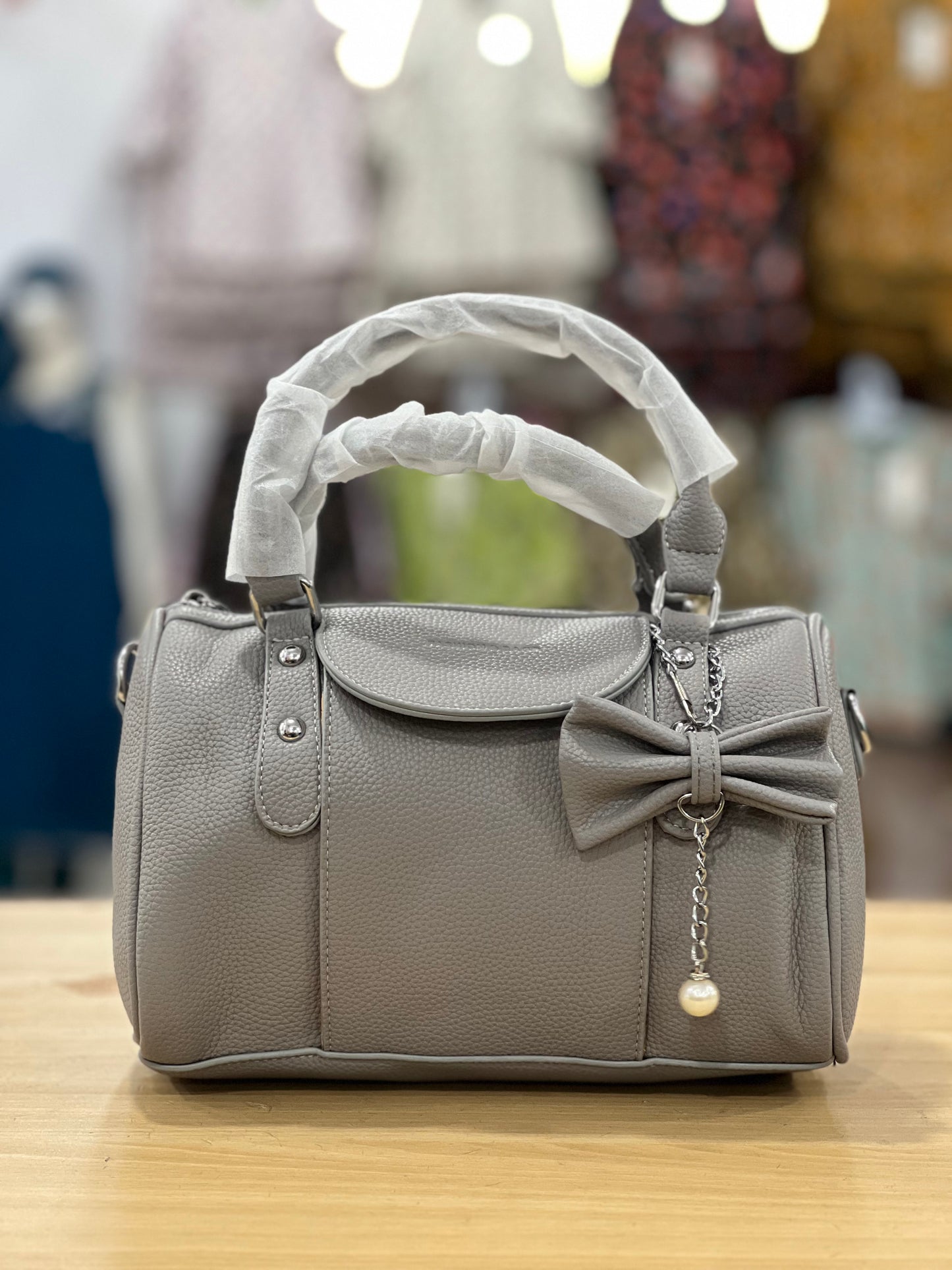 Elegant  Bow Charm Handbag with Long Belt