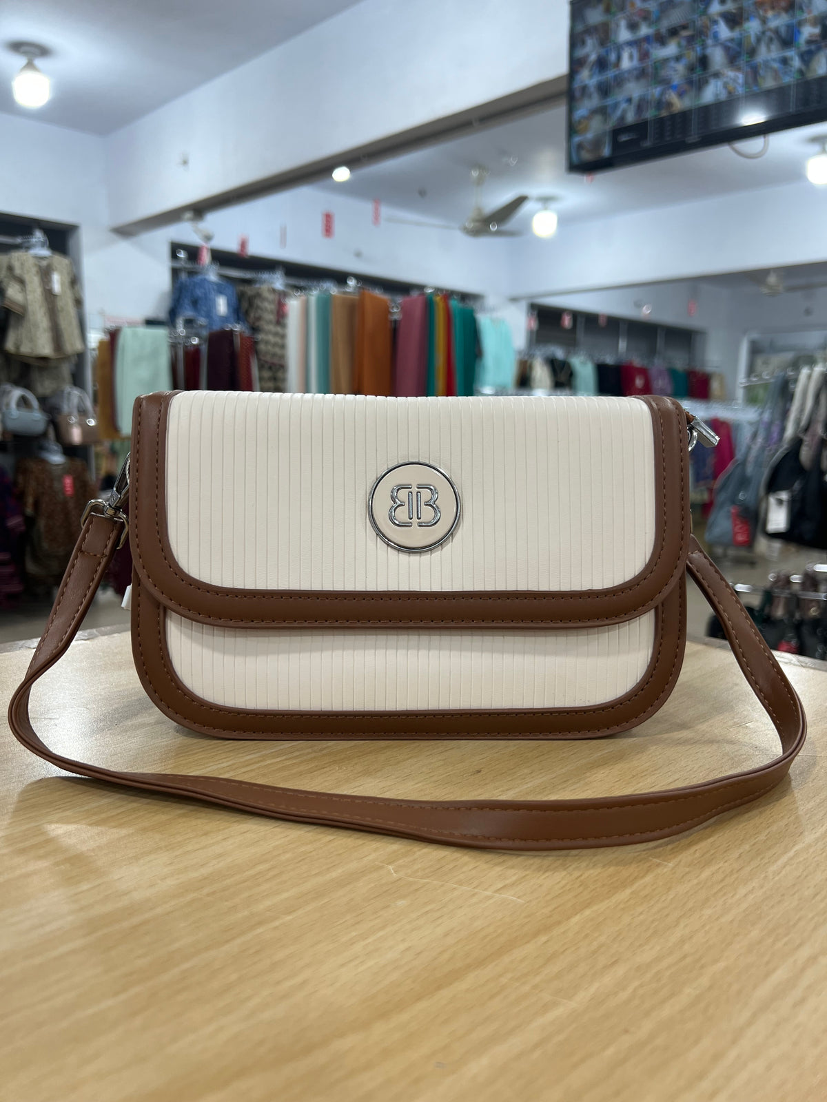 China Imported Close Body Bag