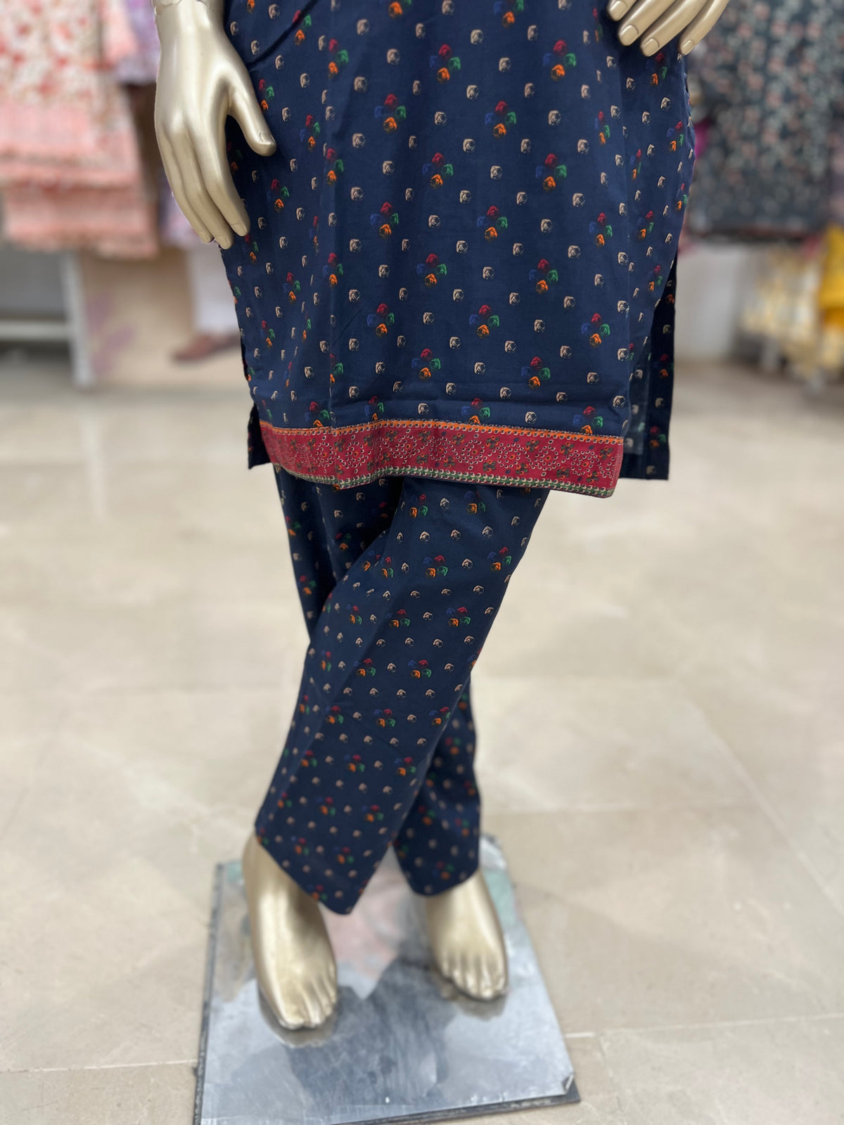 Printed 2-Piece Lawn Suit for Girls – Elegant Printed Design
