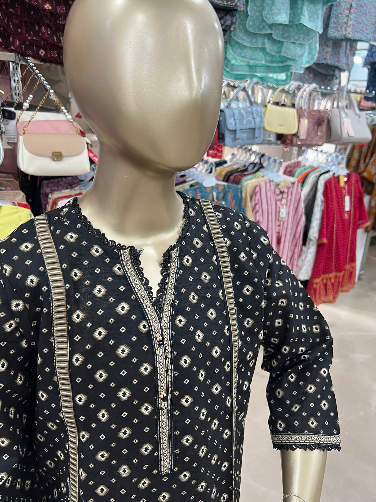 Bin Saeed Khaddar 2-Piece Suit – Black Printed Collection