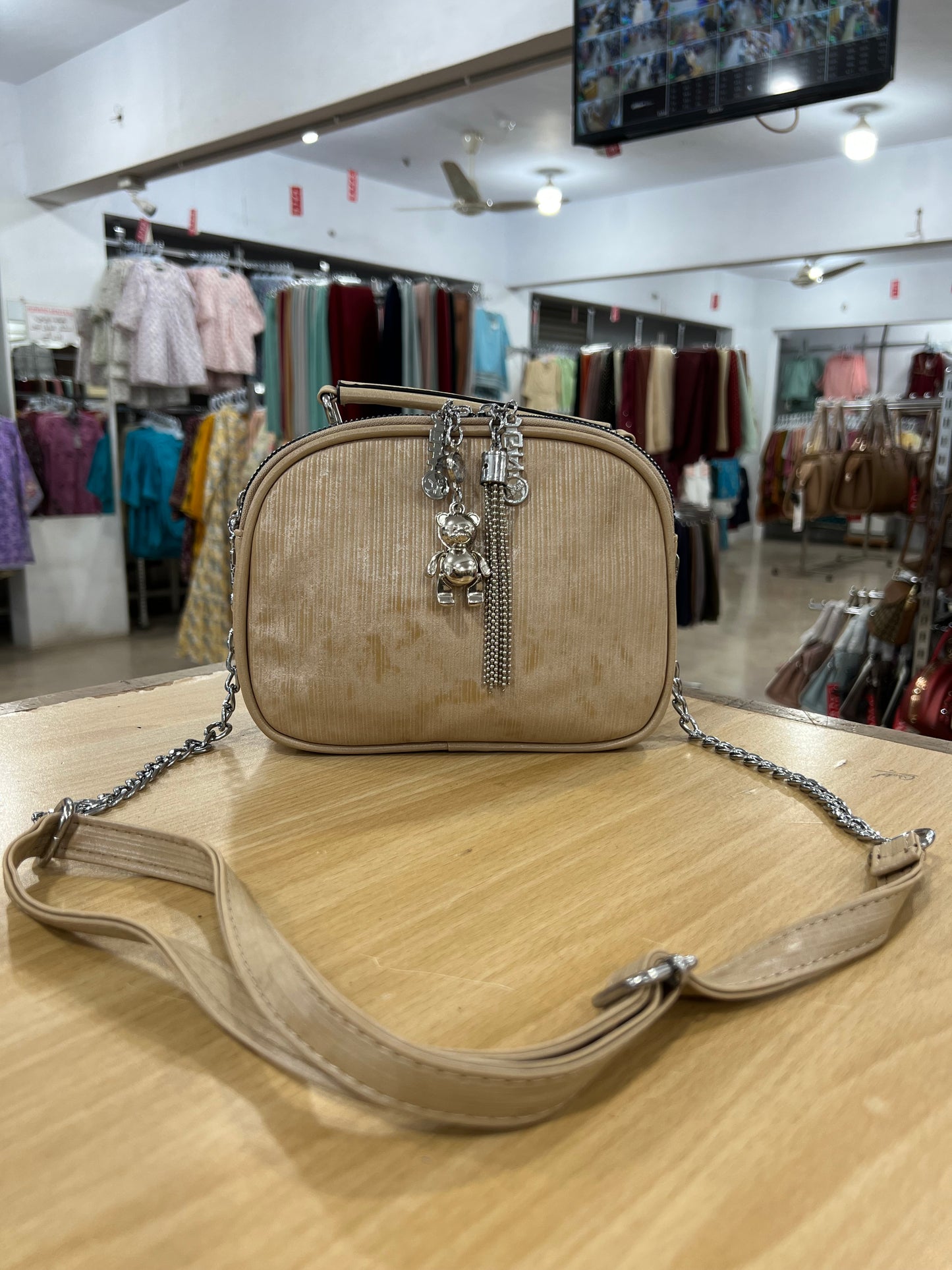 Elegant Mini Crossbody Purse with Long Adjustable Strap – Women’s Shoulder Bag