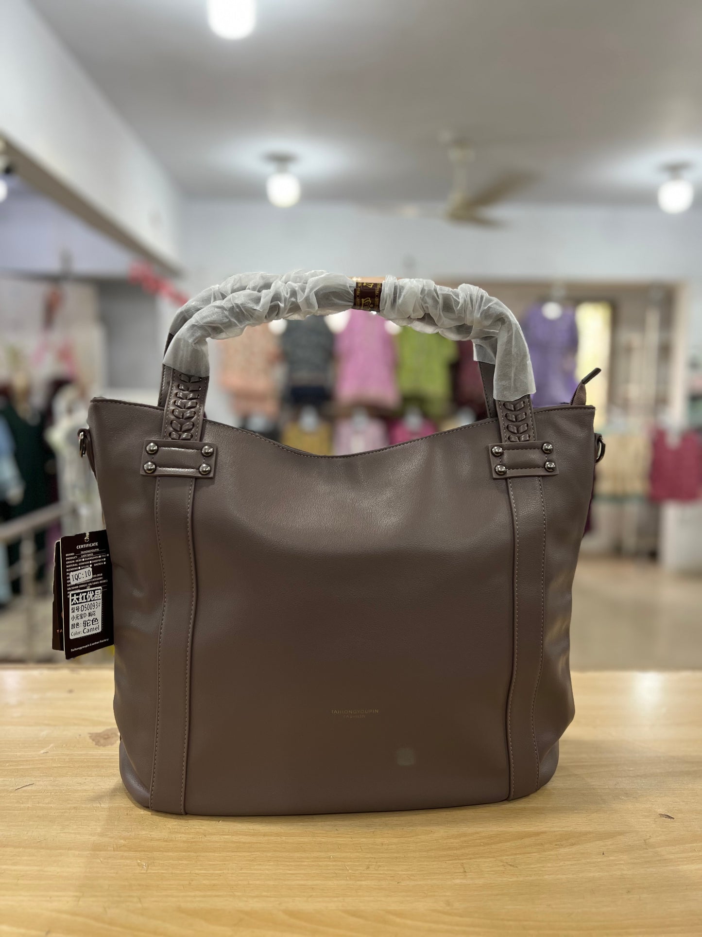 Classic Full-Size Shoulder & Hand Carry Bag