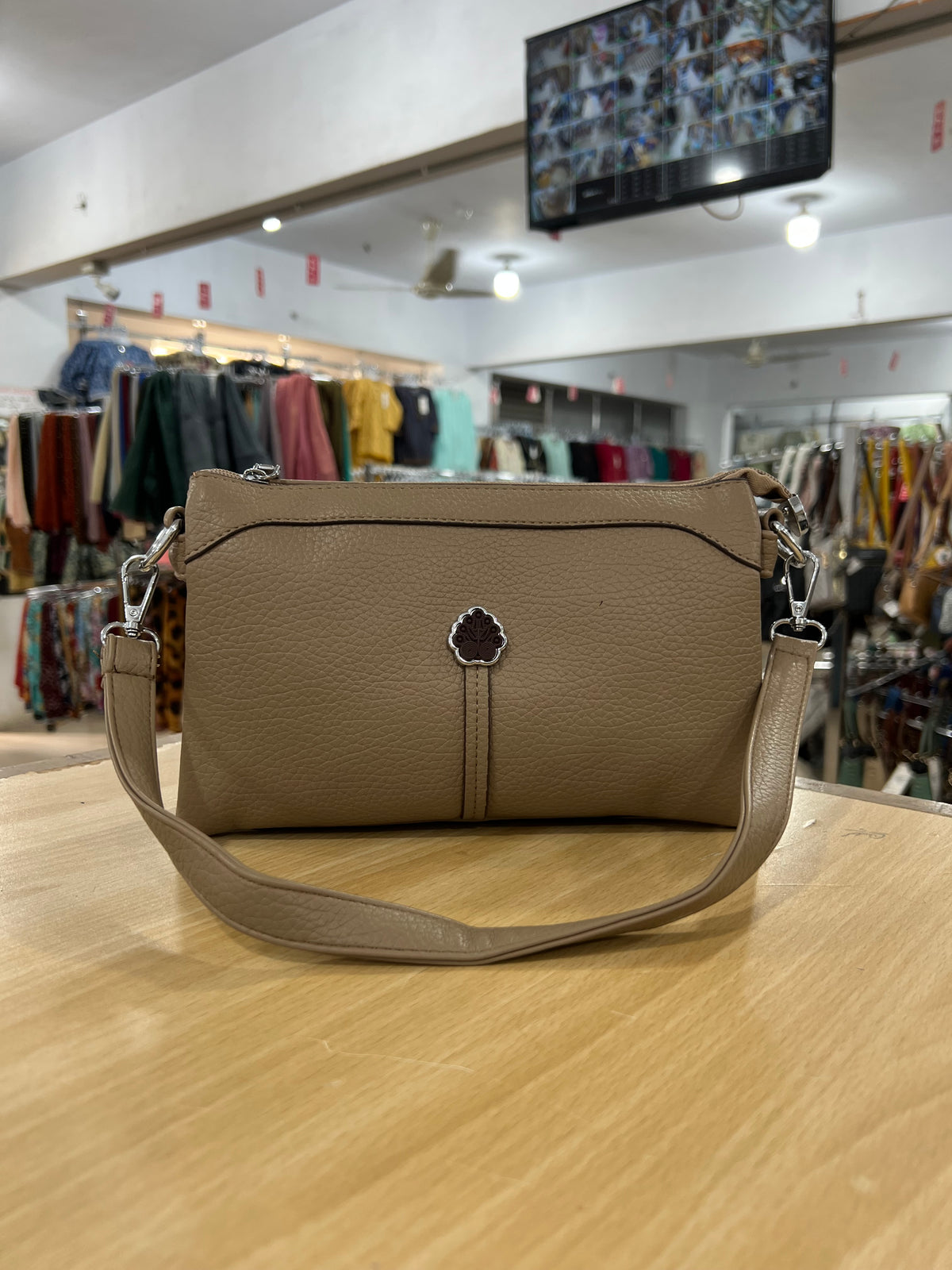 Women’s Textured Shoulder Bag with Double Belts – 7 Colors