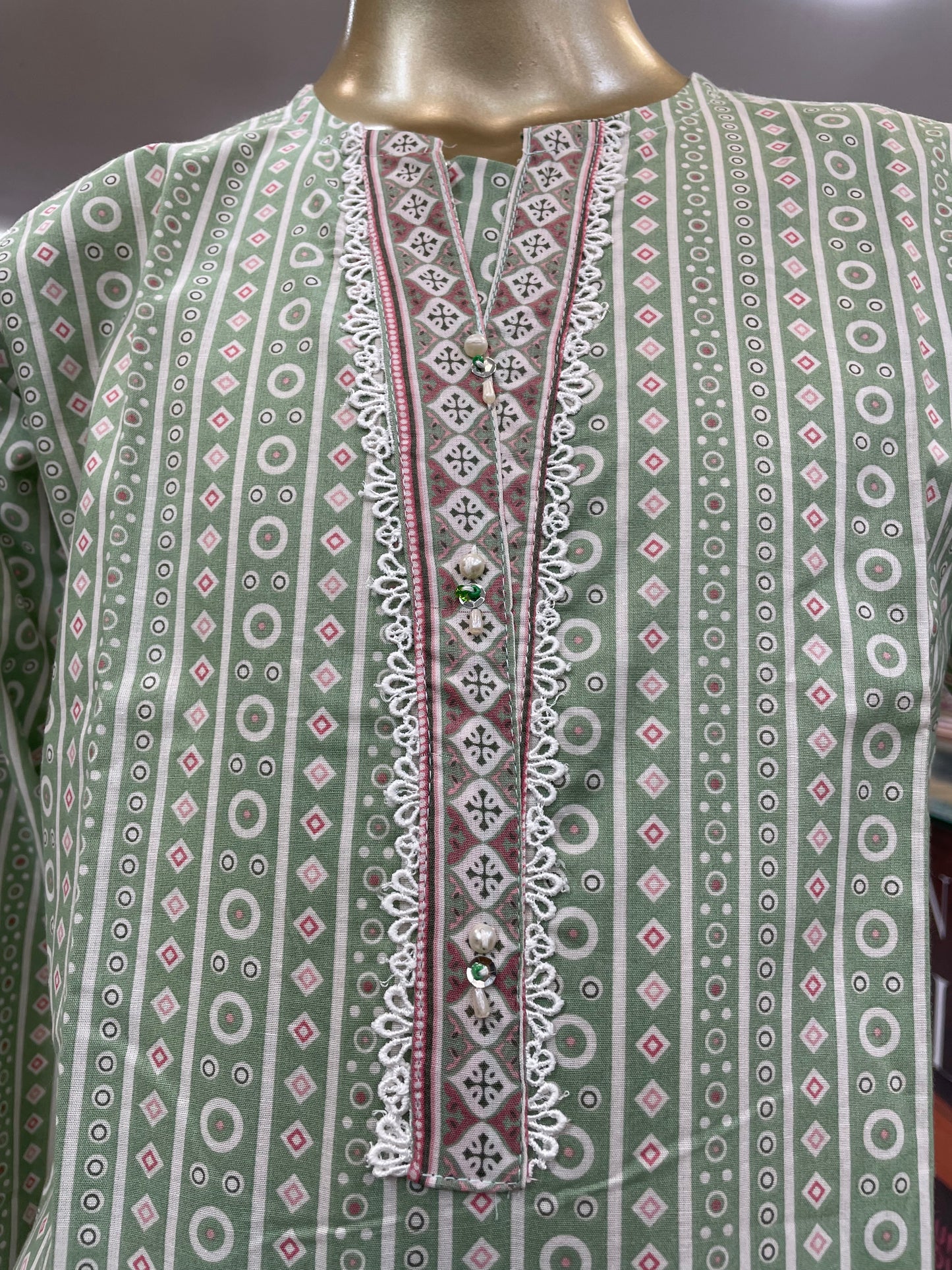 Elegant Stitched Lawn Suit for Girls – New Design | Soft & Comfortable Casual Wear