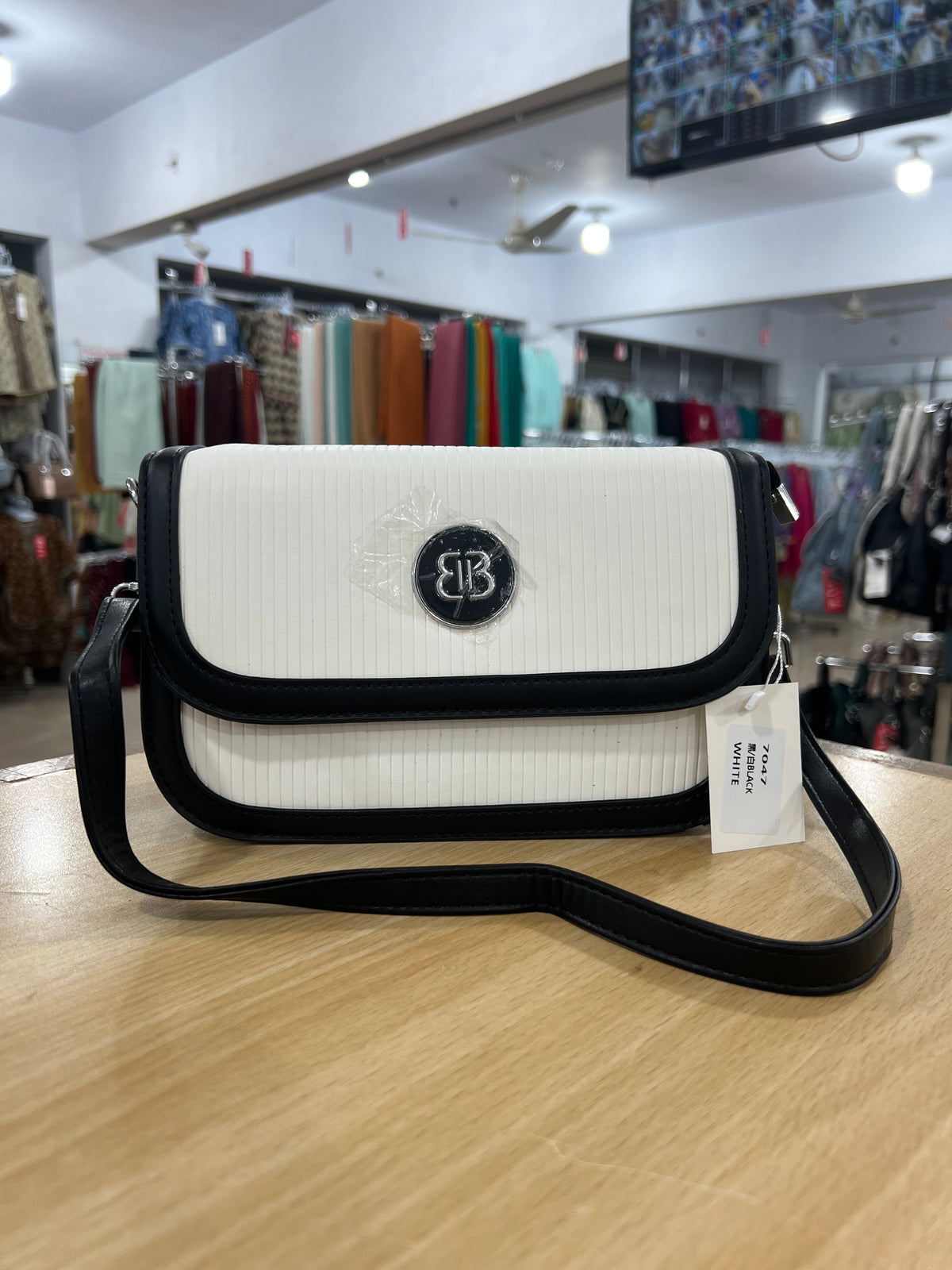 China Imported Close Body Bag