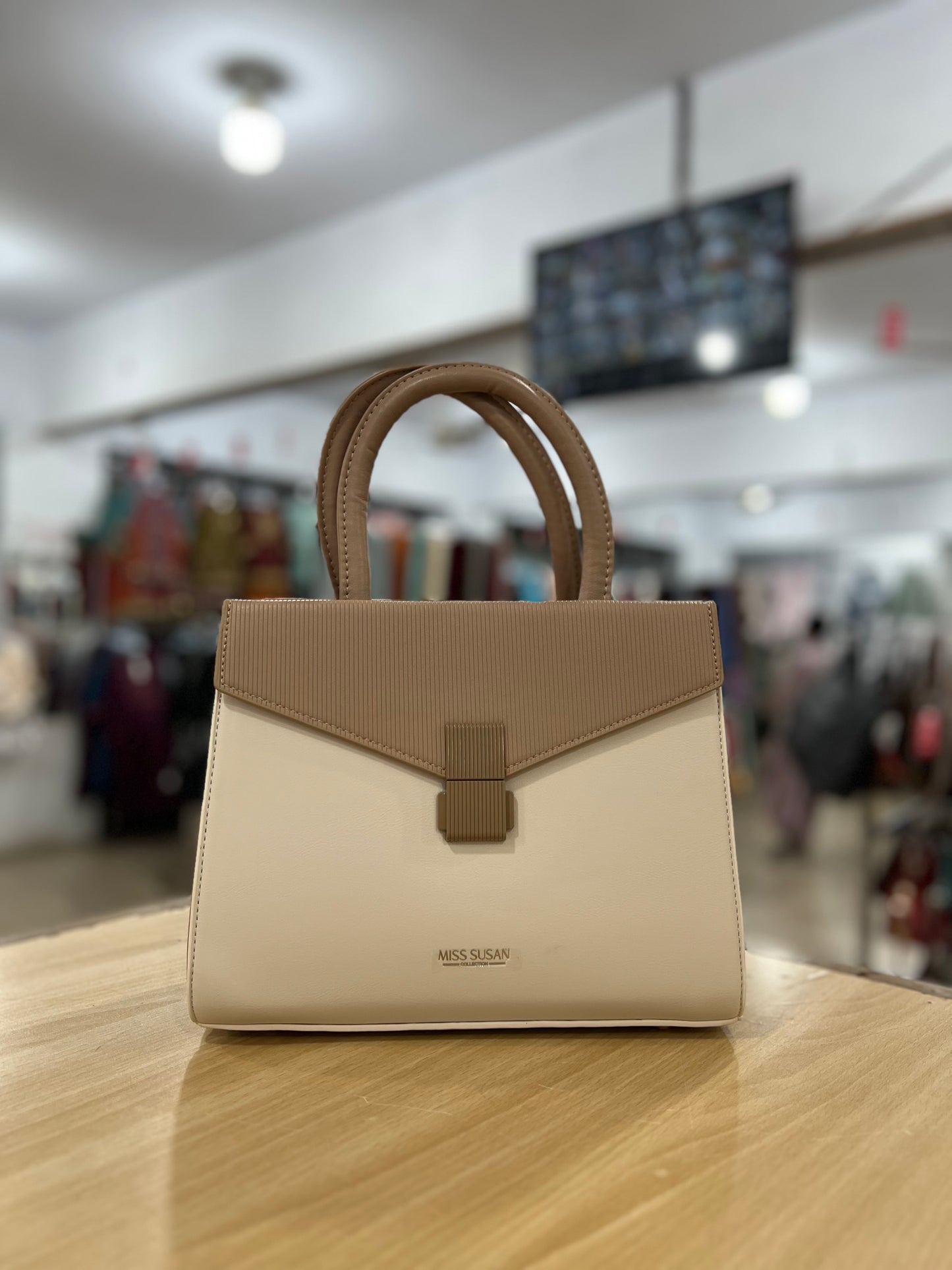 Elegant Two-Tone Top Handle Handbag with Adjustable Long Shoulder Strap
