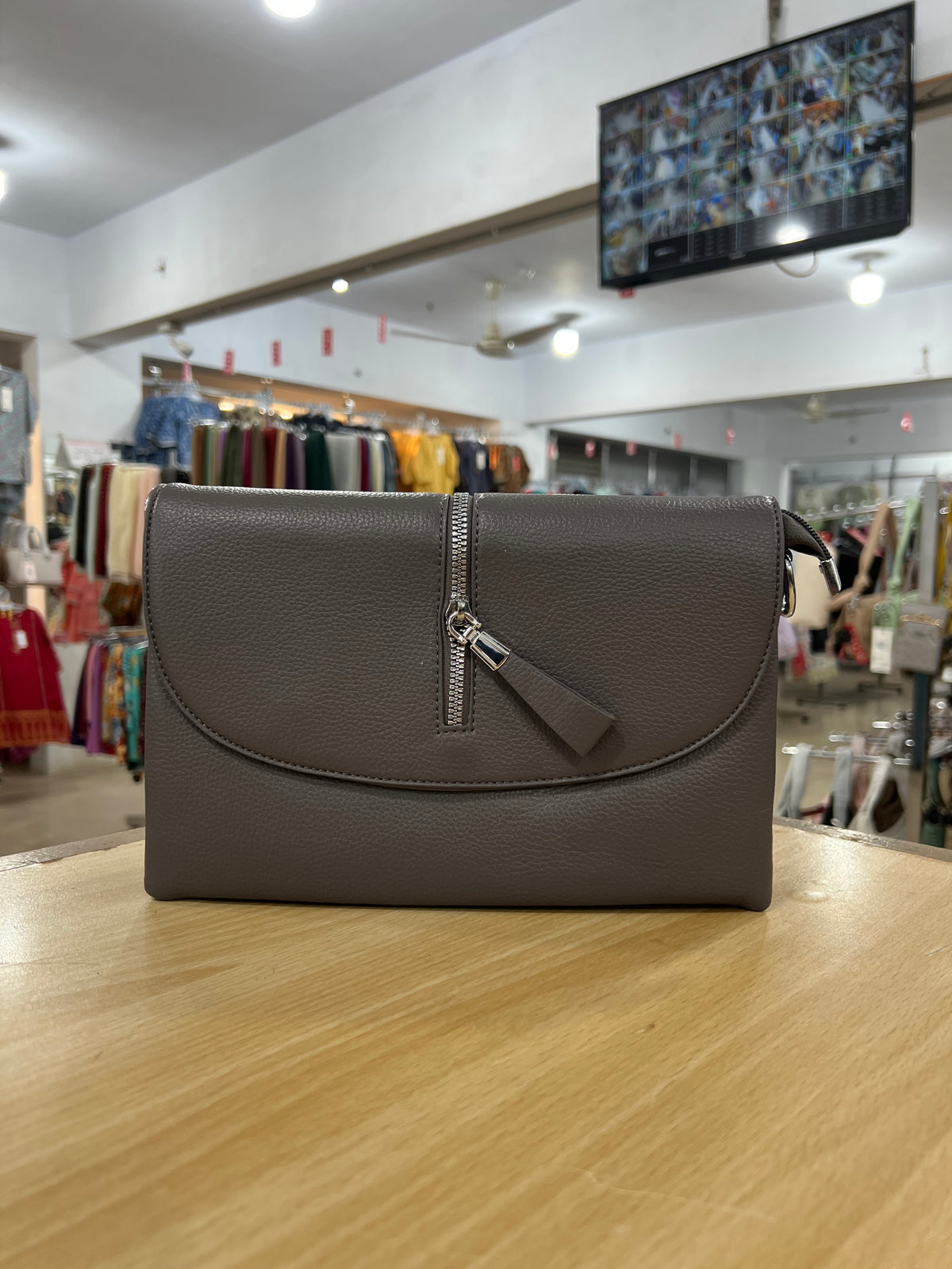 Elegant Textured Shoulder Bag with Double Belt & 5 Compartments