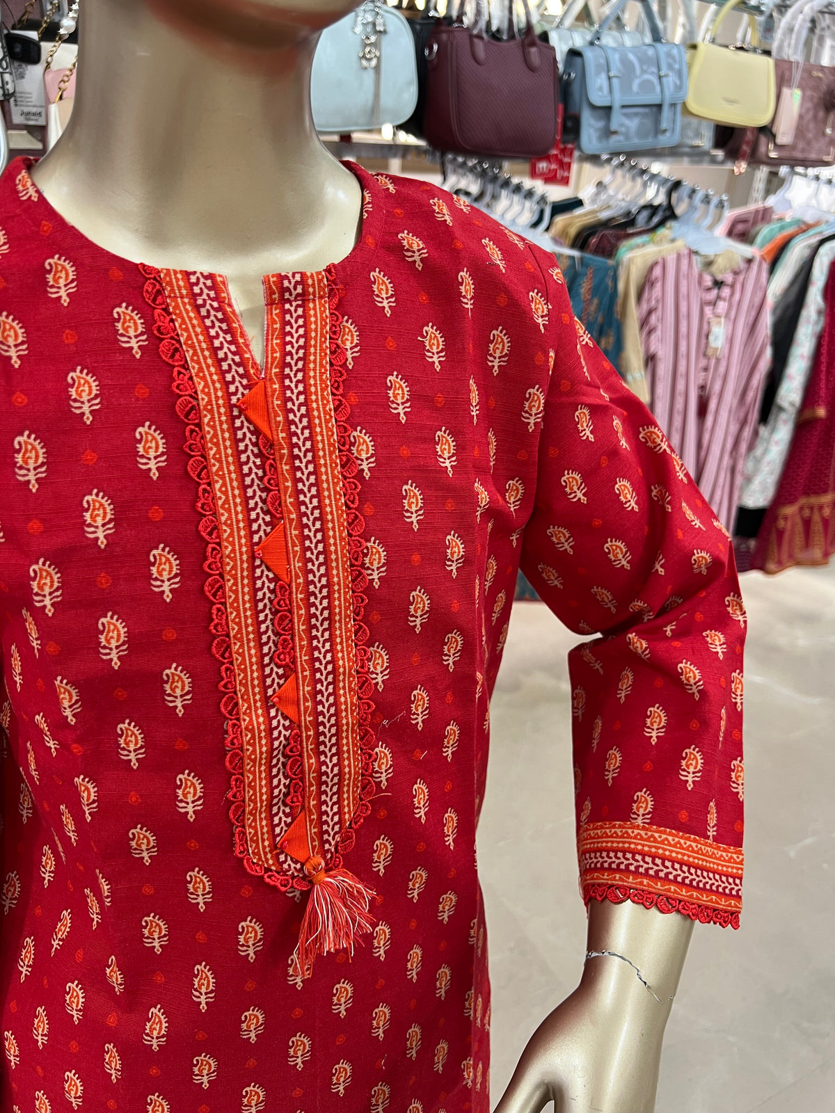 Bin Saeed Khaddar 2-Piece Suit – Printed Collection