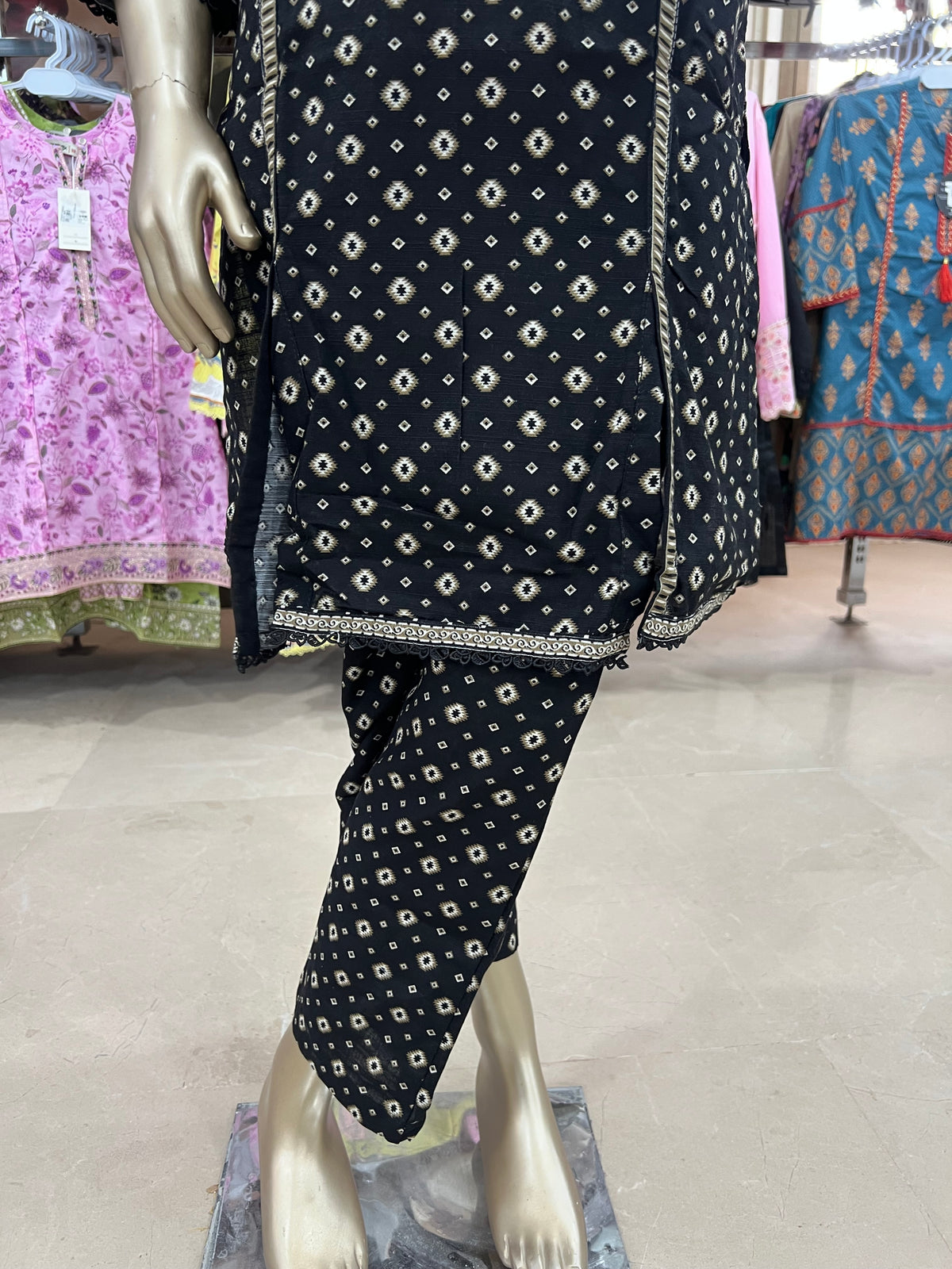 Bin Saeed Khaddar 2-Piece Suit – Black Printed Collection