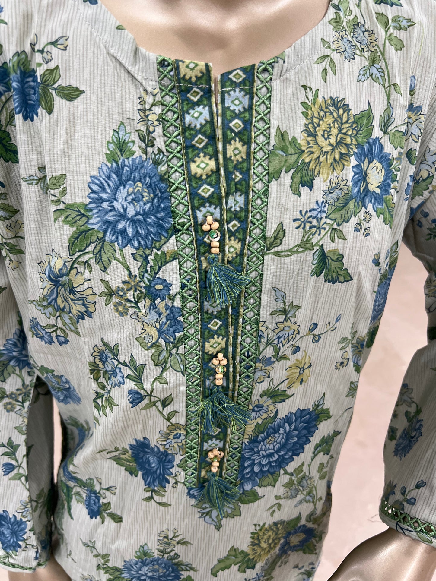 Floral Printed 2-Piece Lawn Suit